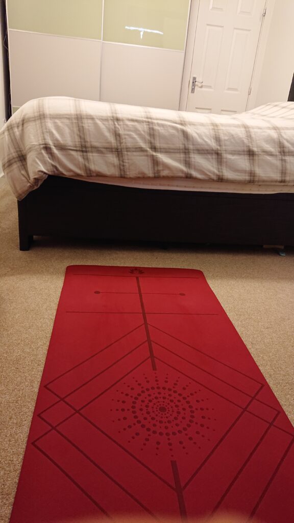 Yoga mat set up ready for my new habits build new habits. 5 tips to change your habits.